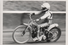 Rybář-13.4-1990